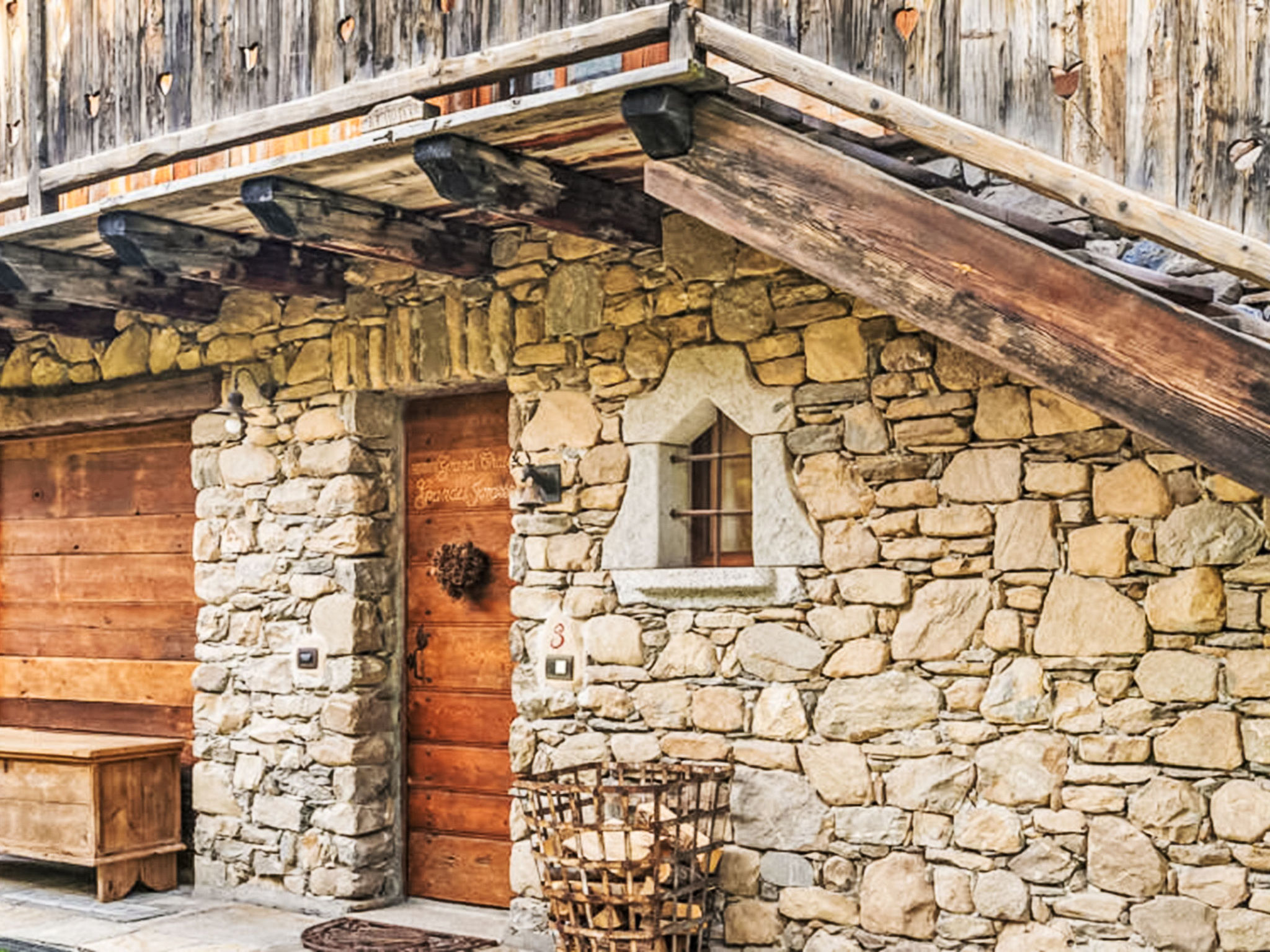 4BR Chalet - Resort Au Coeur Des Ne - Buiten