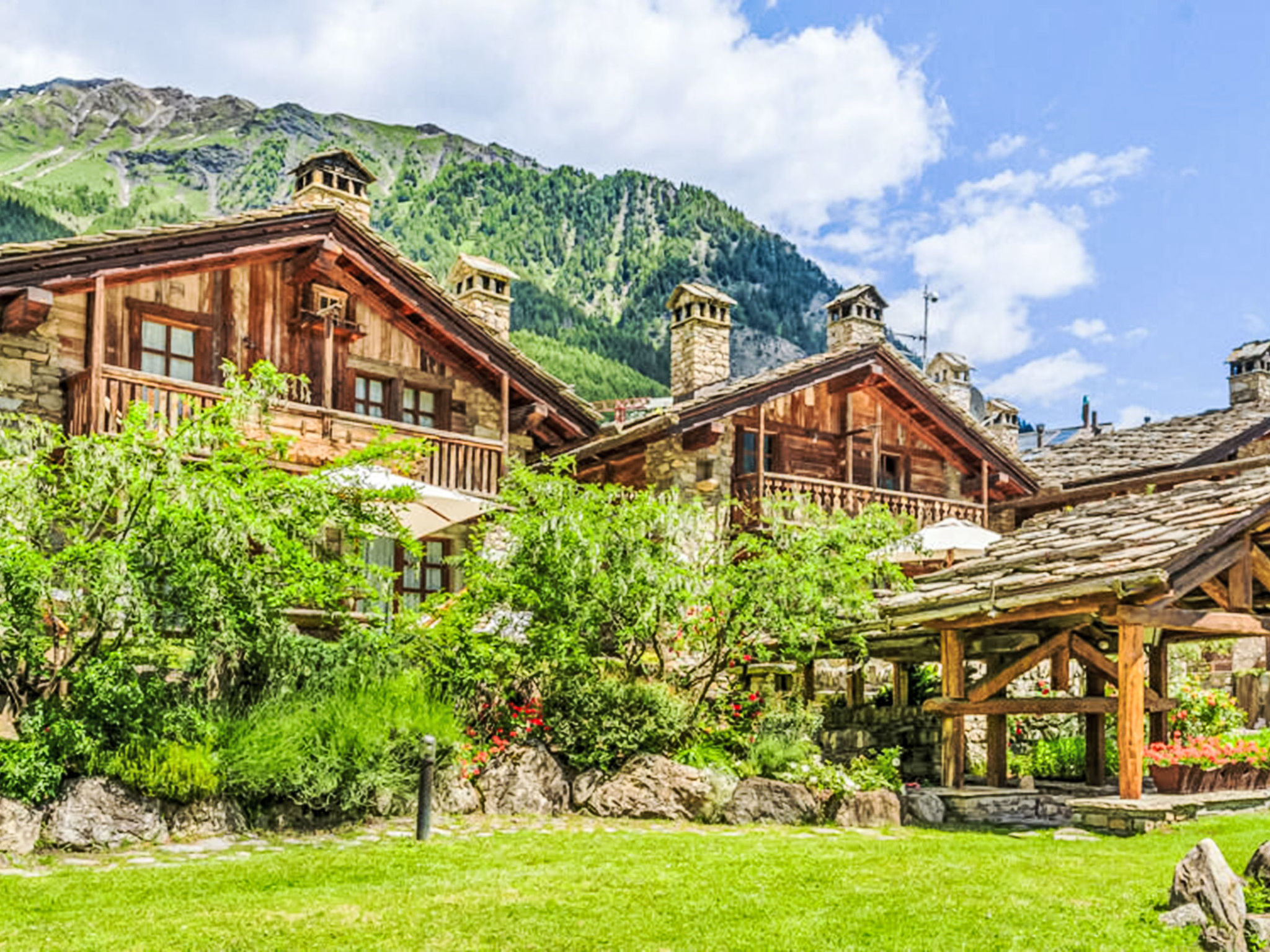 4BR Chalet - Resort Au Coeur Des Ne