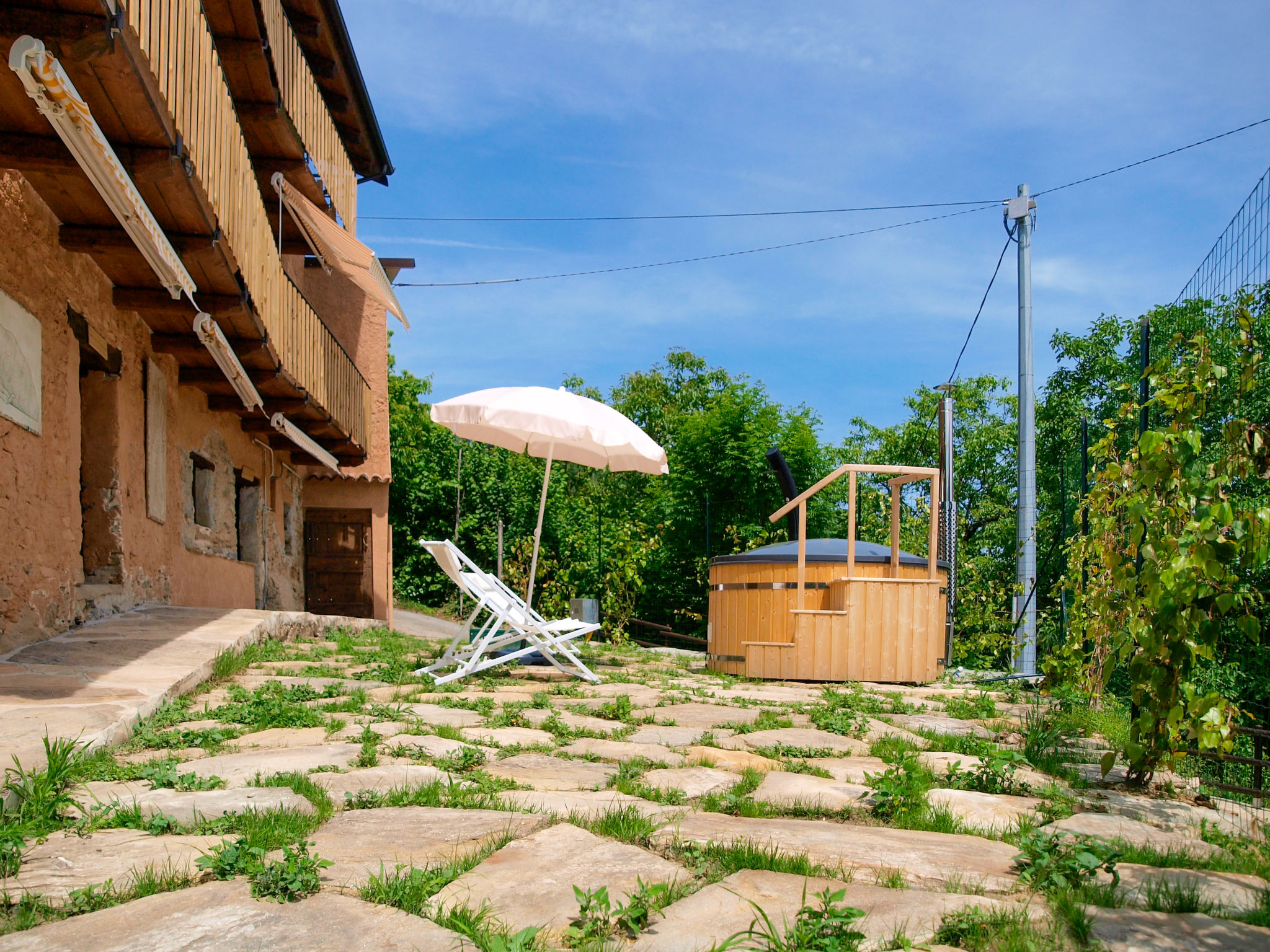 Poderi Alugi Serravalle-Buiten