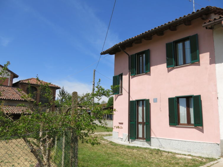 Search and Stay destination Serra, Piemonte - Italy from AU$ 151. Vallegra