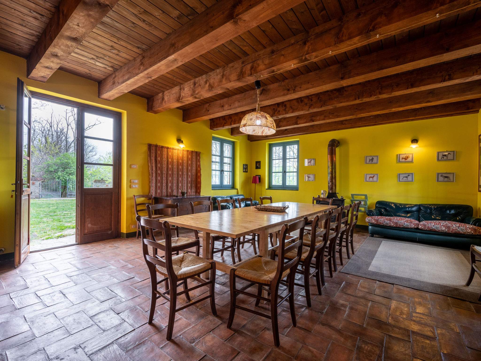 Kitchen / Dining Room