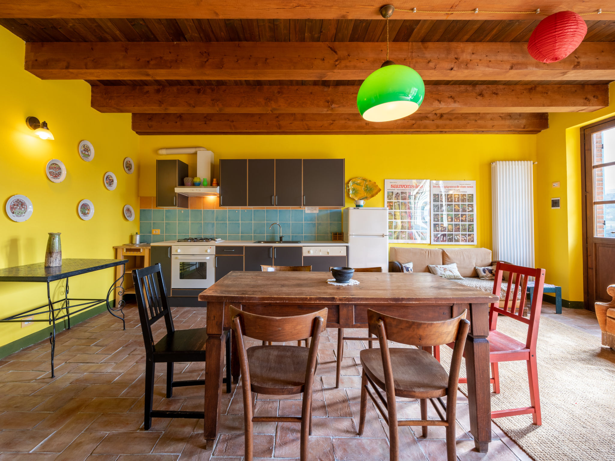Kitchen / Dining Room