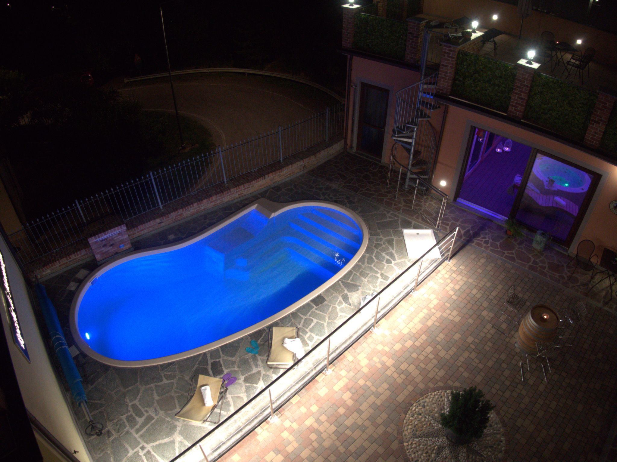 Ferienhaus in Monticello D%$&Alba (Italien) und 1 Hund erlaubt