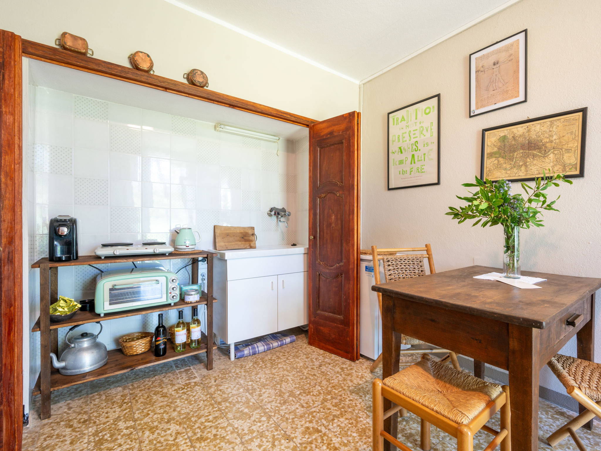 Kitchen / Dining Room