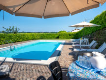 8-persoons vakantiehuis in Portacomaro met privézwembad - thumbnail 2