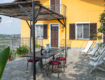 Authentiek wijngoed appartement met zwembad in de heuvels van Monferrato - thumbnail 3