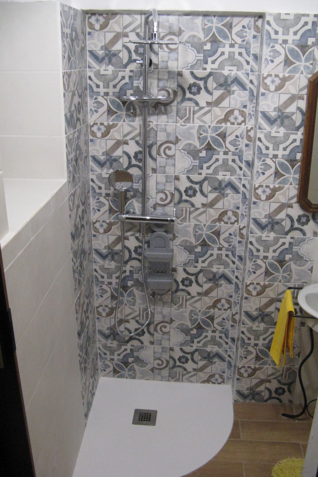 Typisches Bauernhaus mit holzbefeuertem Kamin-Inside