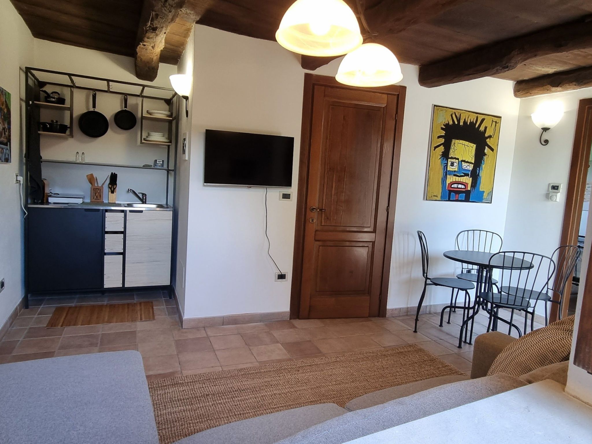 Cascina Bricco 'Ein Balkon in den Alpen-Drinnen