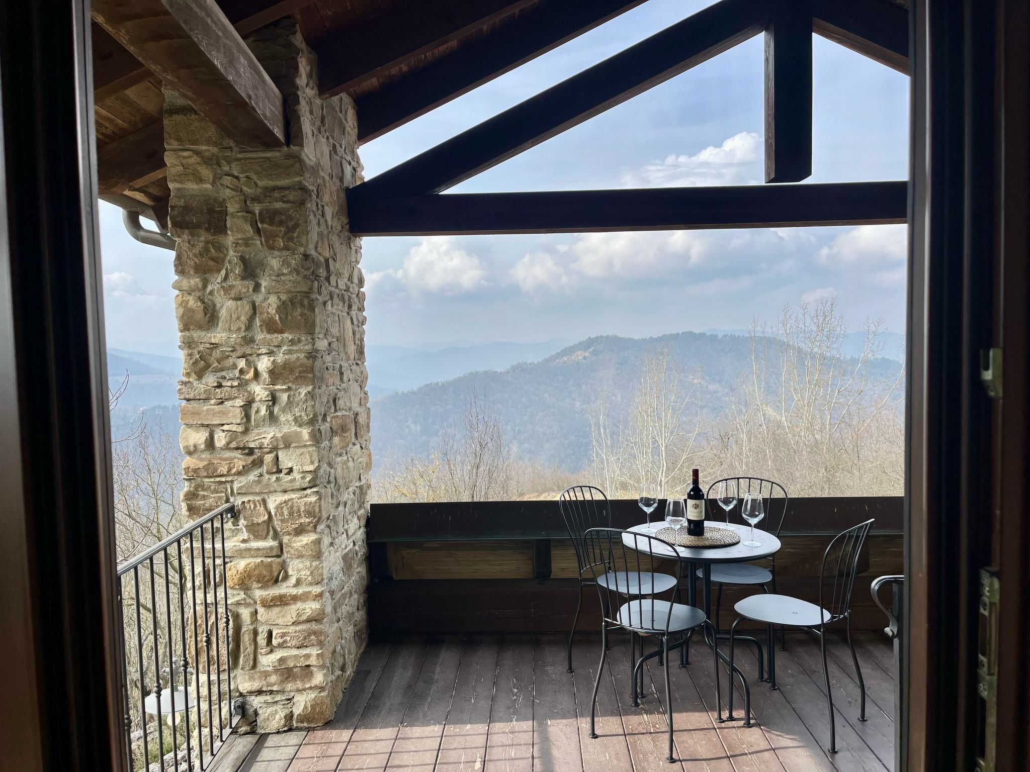 Cascina Bricco 'Ein Balkon in den Alpen-Drinnen
