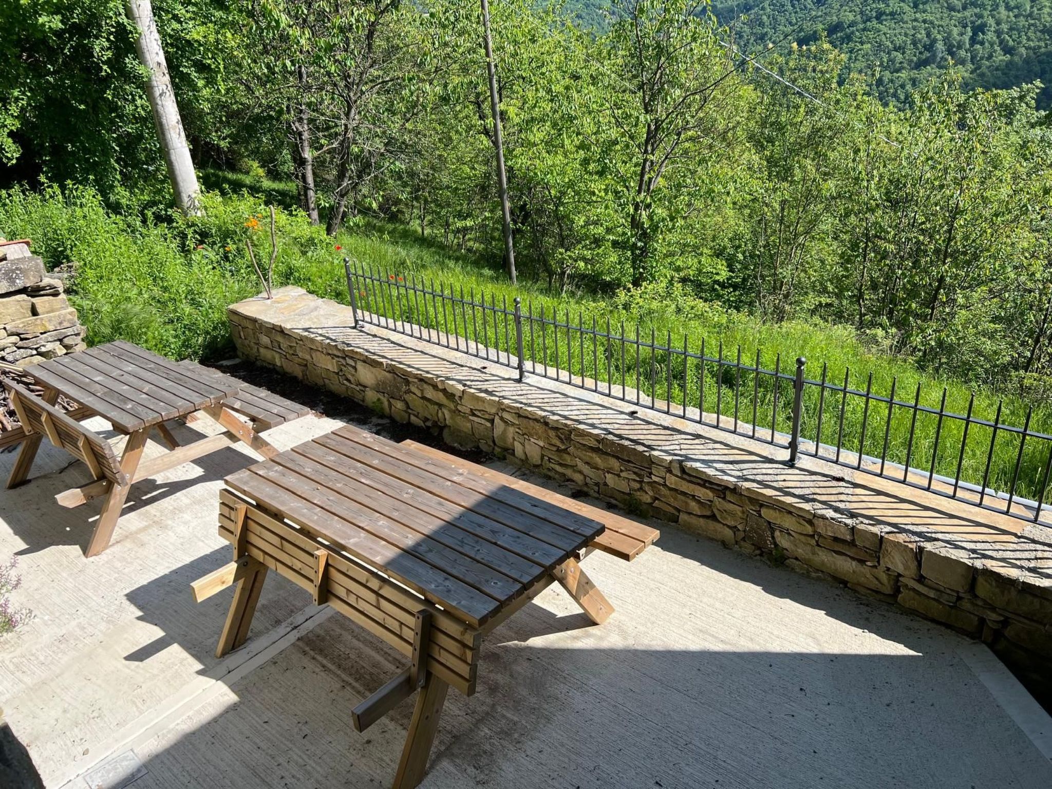 Cascina Bricco 'Ein Balkon in den Alpen-Drinnen