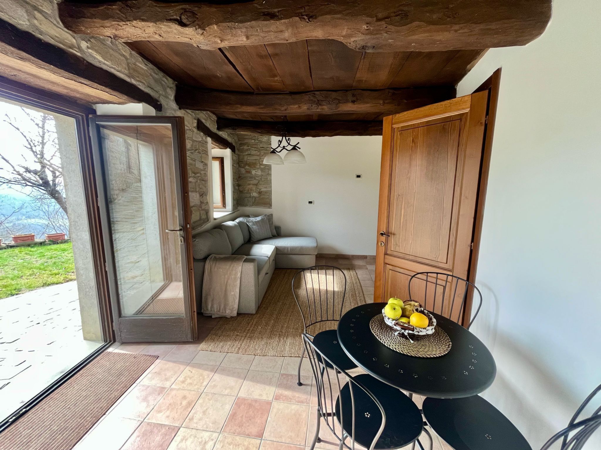 This charming apartment in Olmo Gentile, nestled in the enchanting landscapes of the Alta Langhe Piedmont region, offers a serene getaway for 2-4 guests. Situated in a detached mountain lodge on the f..