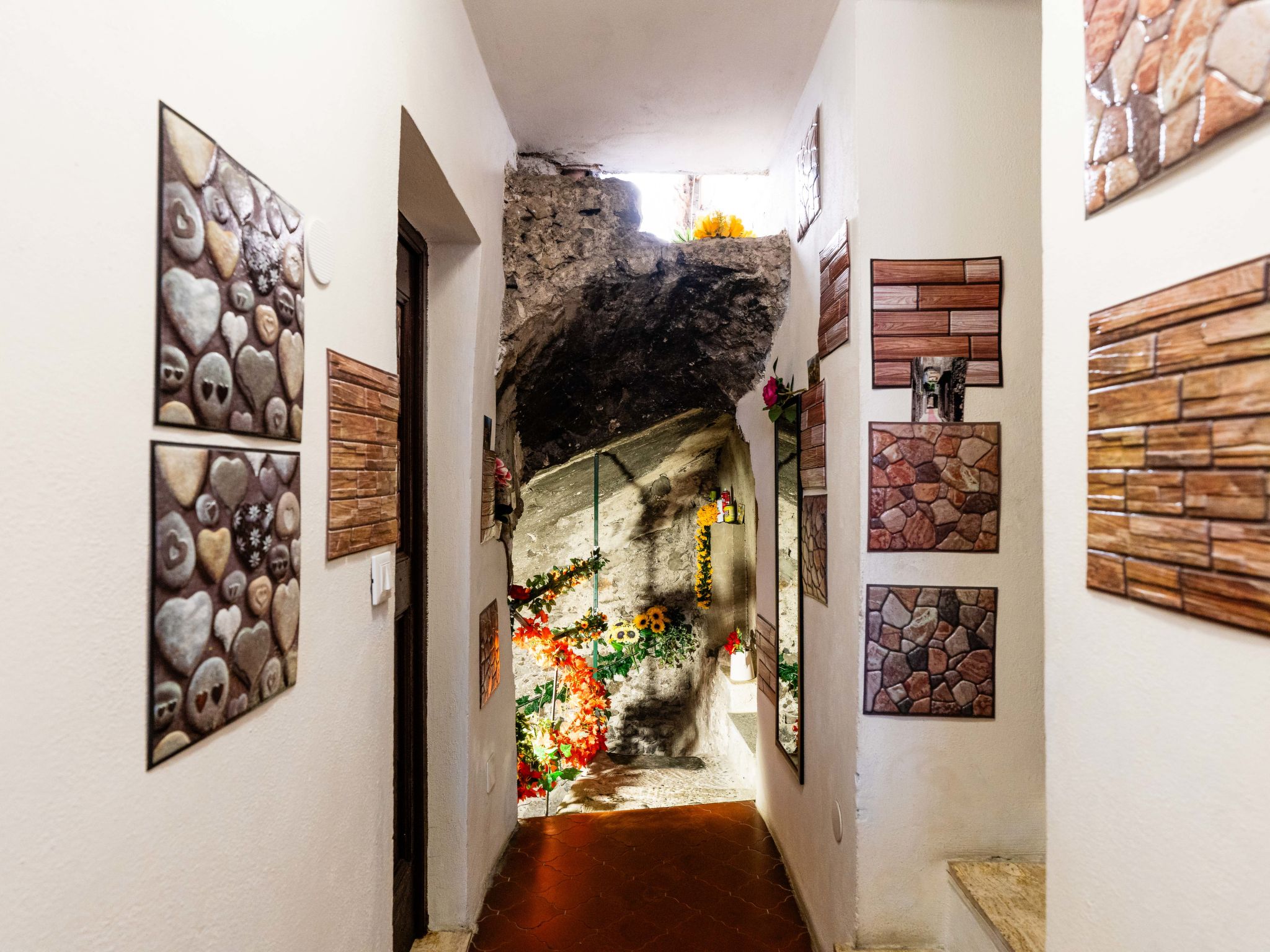 Nella Piazza - Binnen