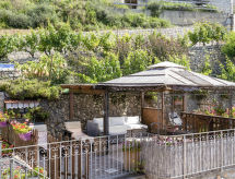 Apartment Villa Ginestra