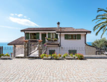 Apartment Villa Ginestra