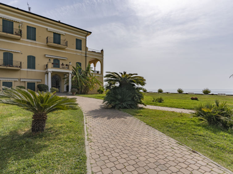 Search and Stay destination Latte, Liguria - Italy from AU$ 236. Bella Vista