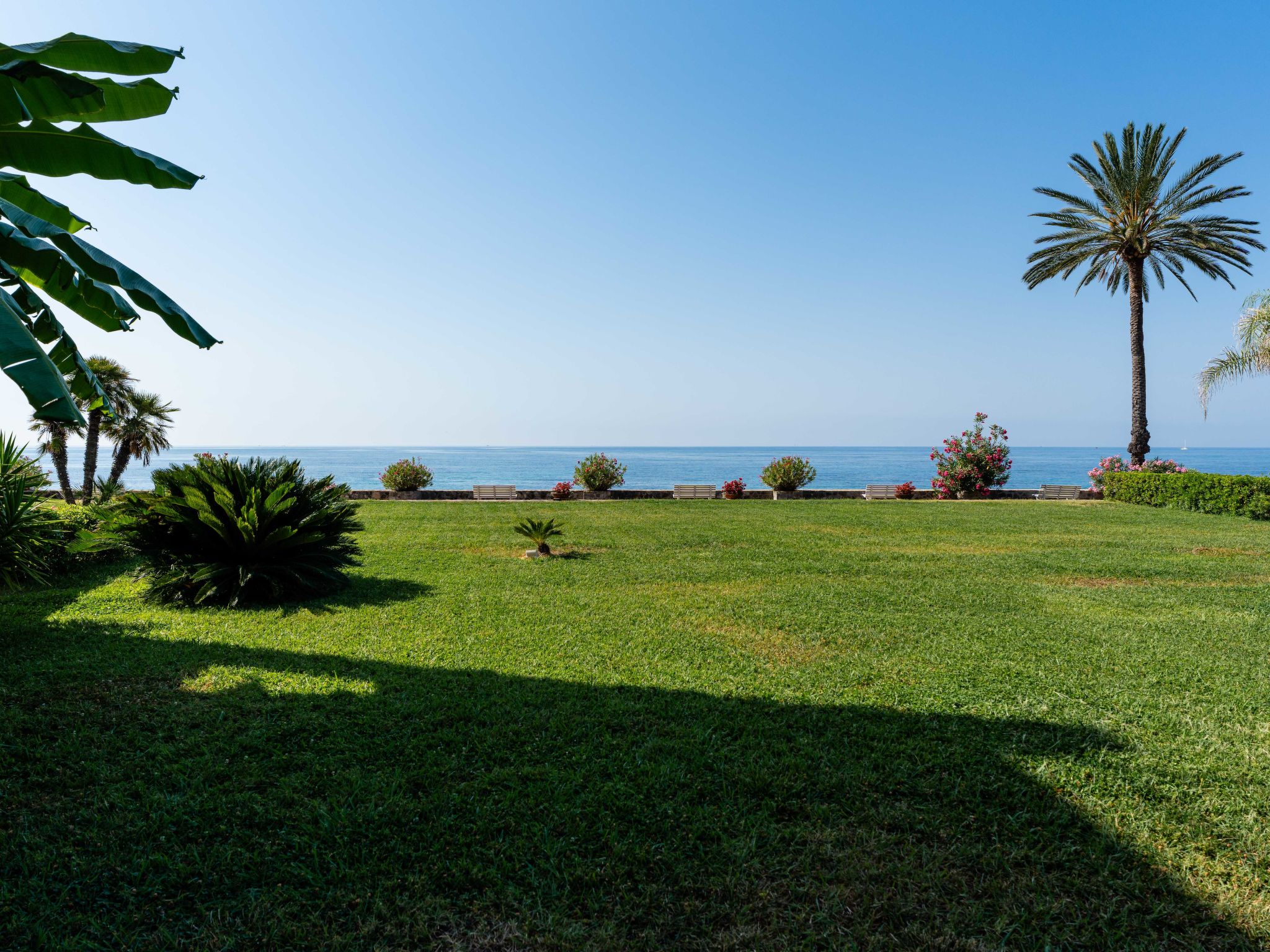 Loggia sul mare-Buiten