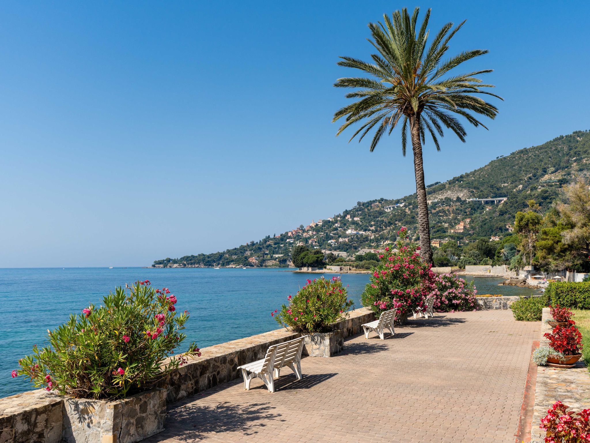 Loggia sul mare-Buiten