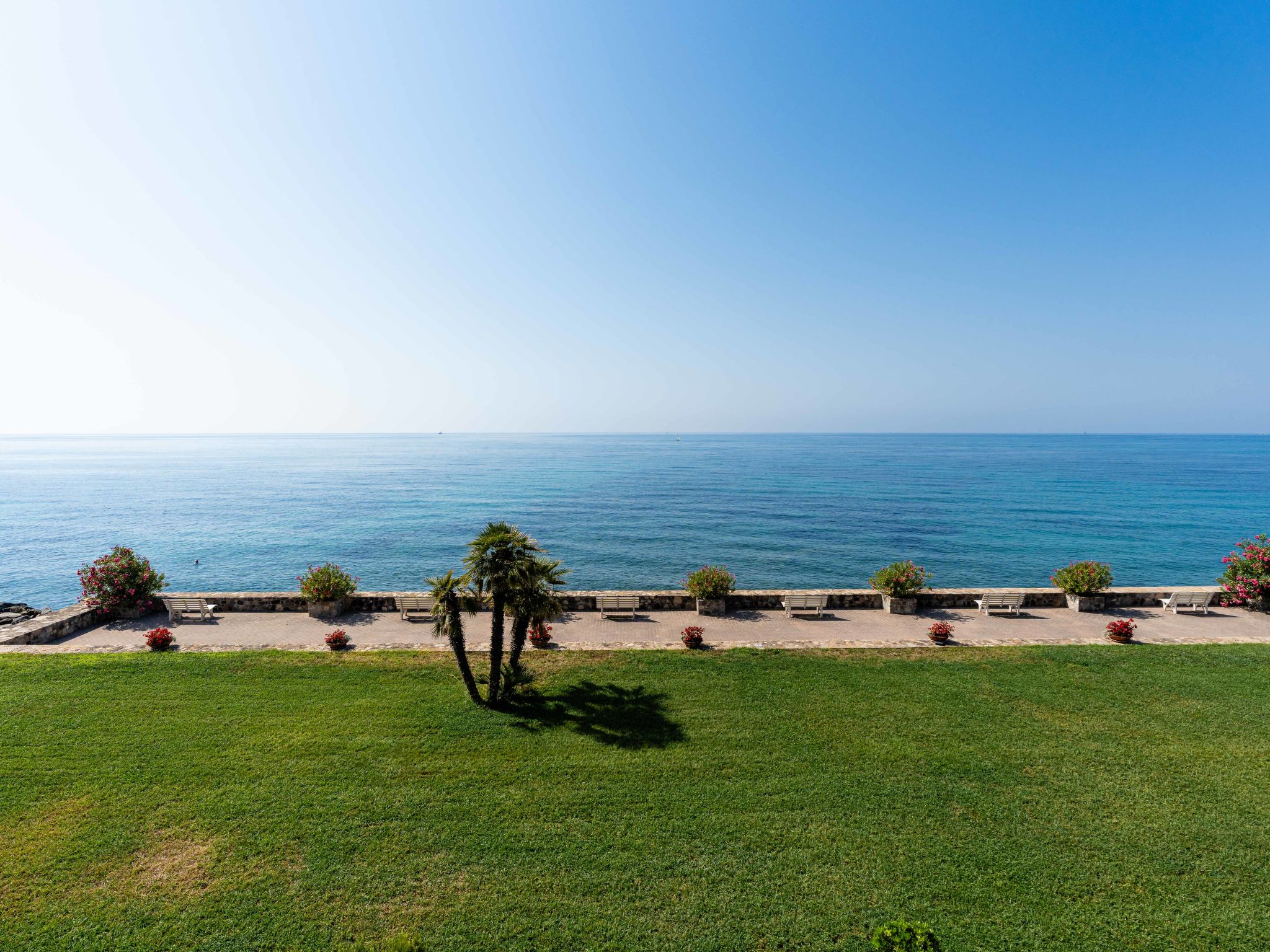 Loggia sul mare-Buiten