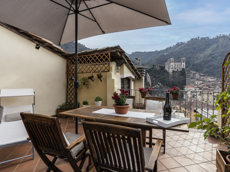 Search and Stay destination Dolceacqua, Liguria - Italy from AU$ 157. Casa di Cri Ma maison