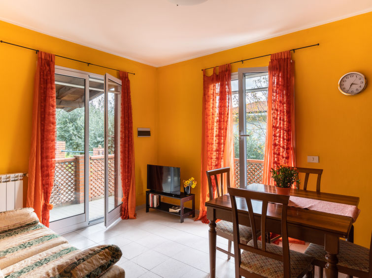 Search and Stay destination Provincia di Imperia, Liguria - Italy from AU$ 134. Ludovica
