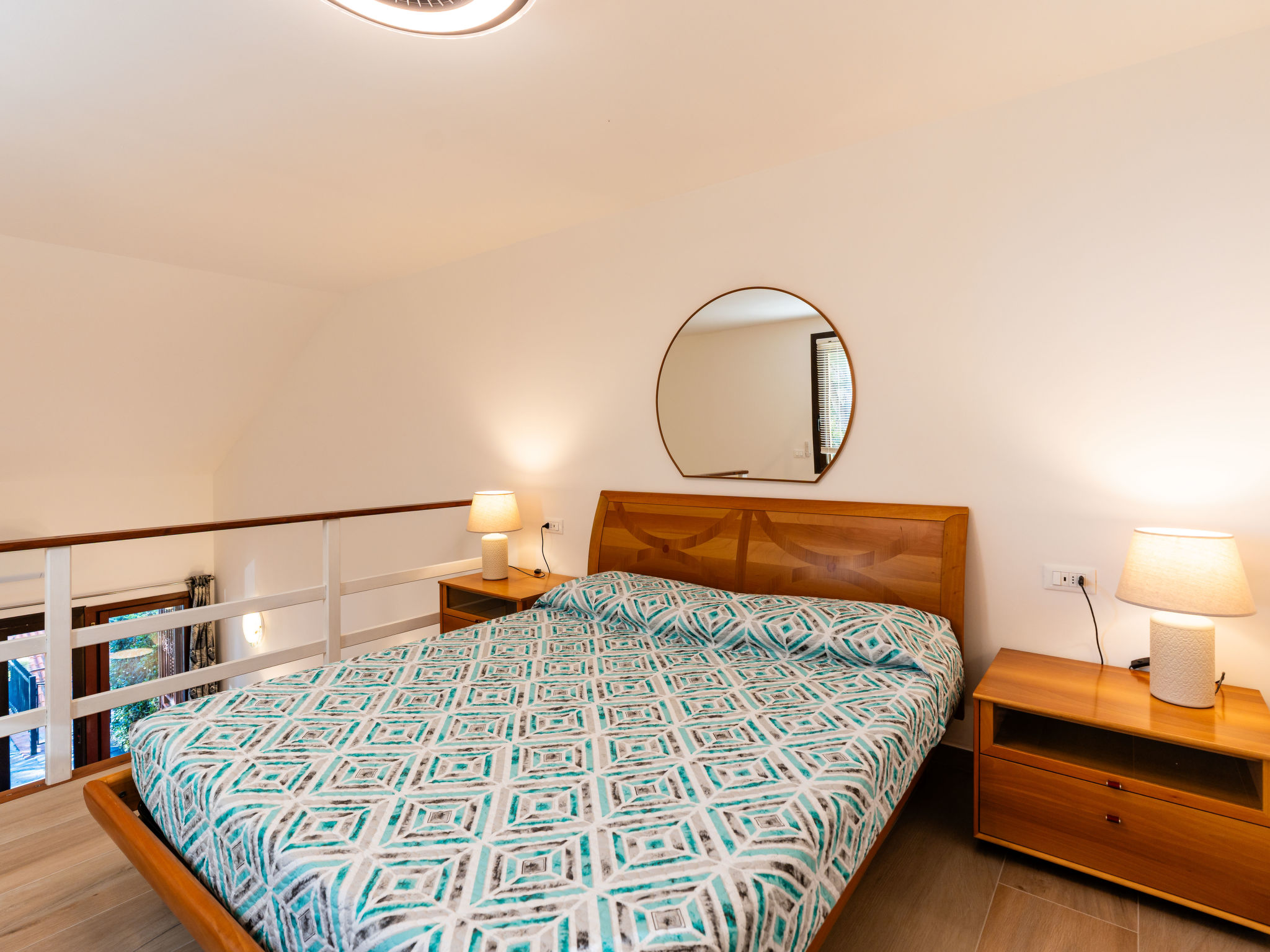 Beautiful Seaview-Binnen