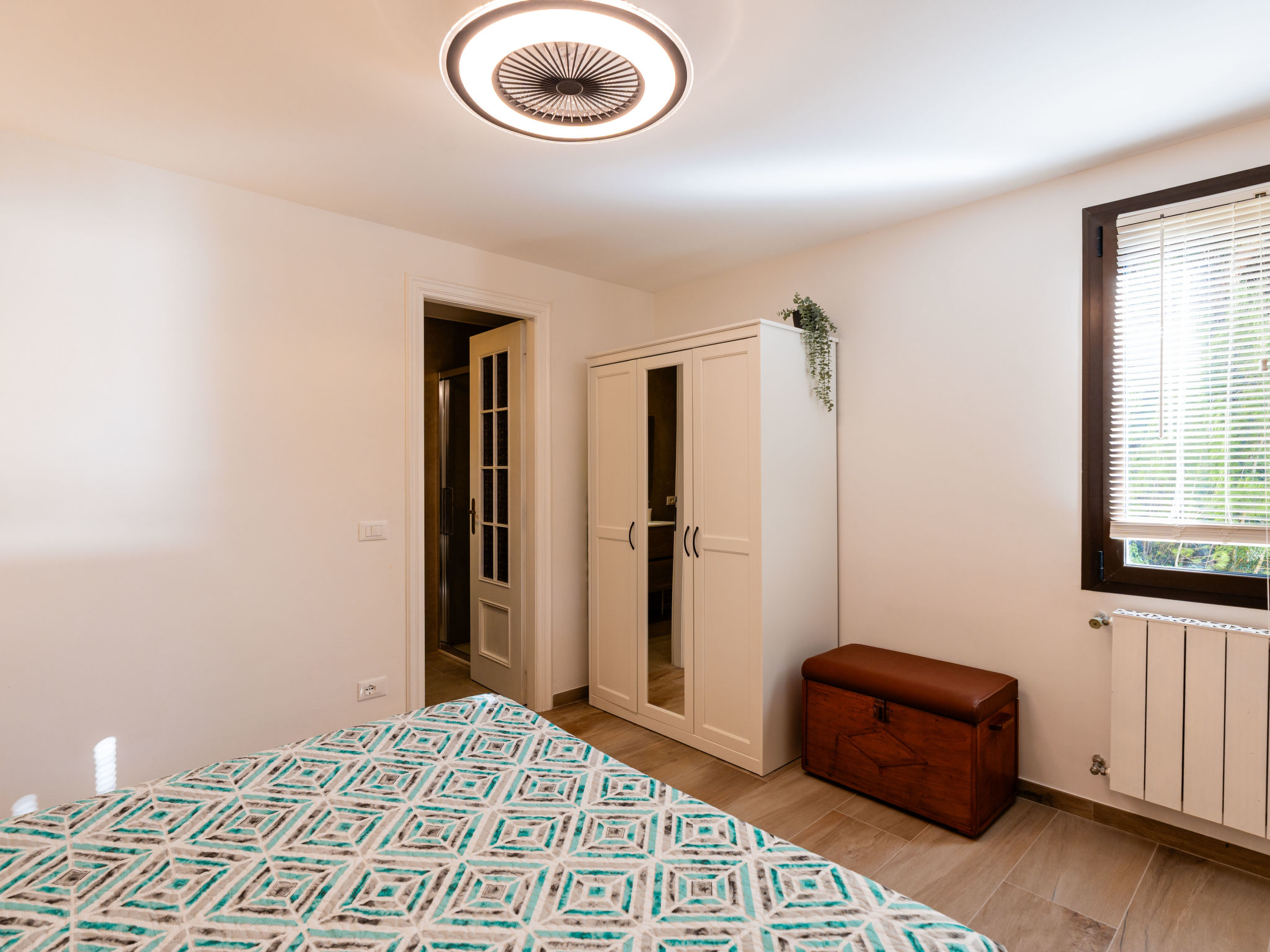 Beautiful Seaview-Binnen