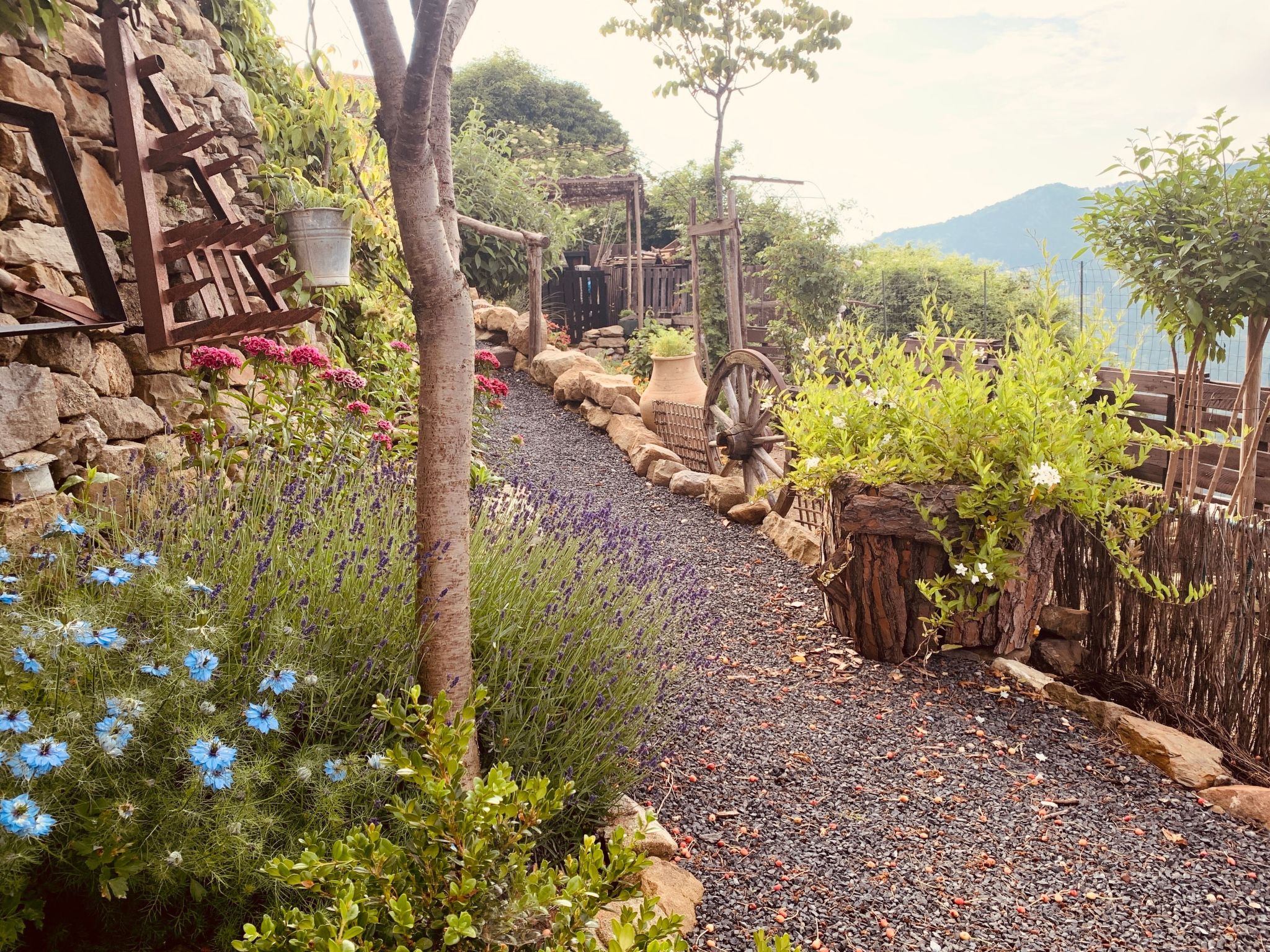 Für 4 Personen ca. 110 m&sup2; in Bajardo, Norditalien (Ligurien)-Binnen