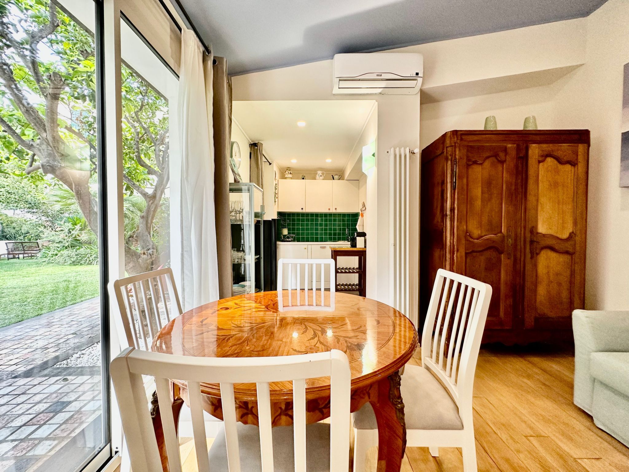 Antike Villa-Garten-Privatparkplatz-4 Gäste-Image-tags.info