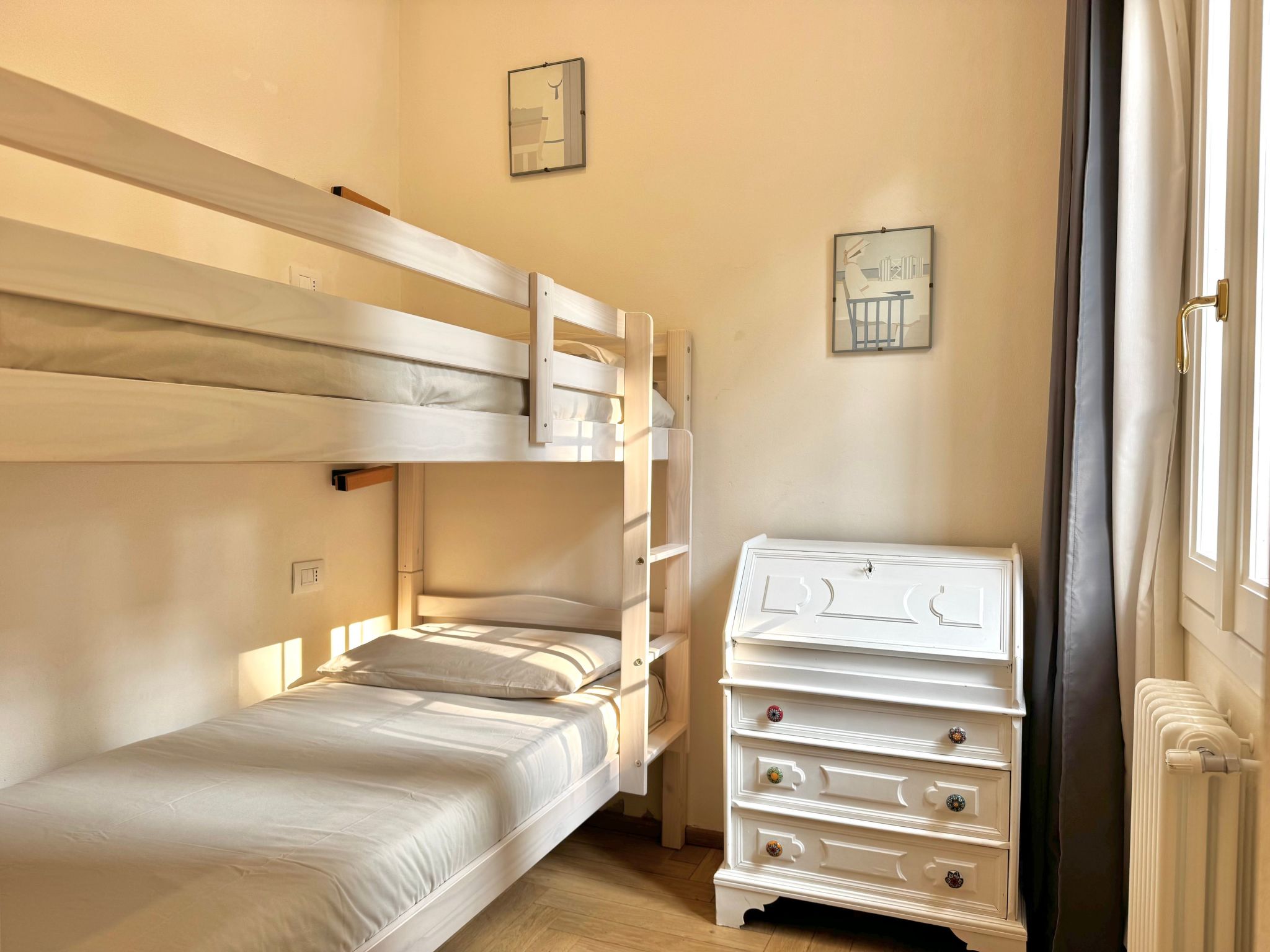 Antike Villa-Garten-Privatparkplatz-4 Gäste-Image-tags.info