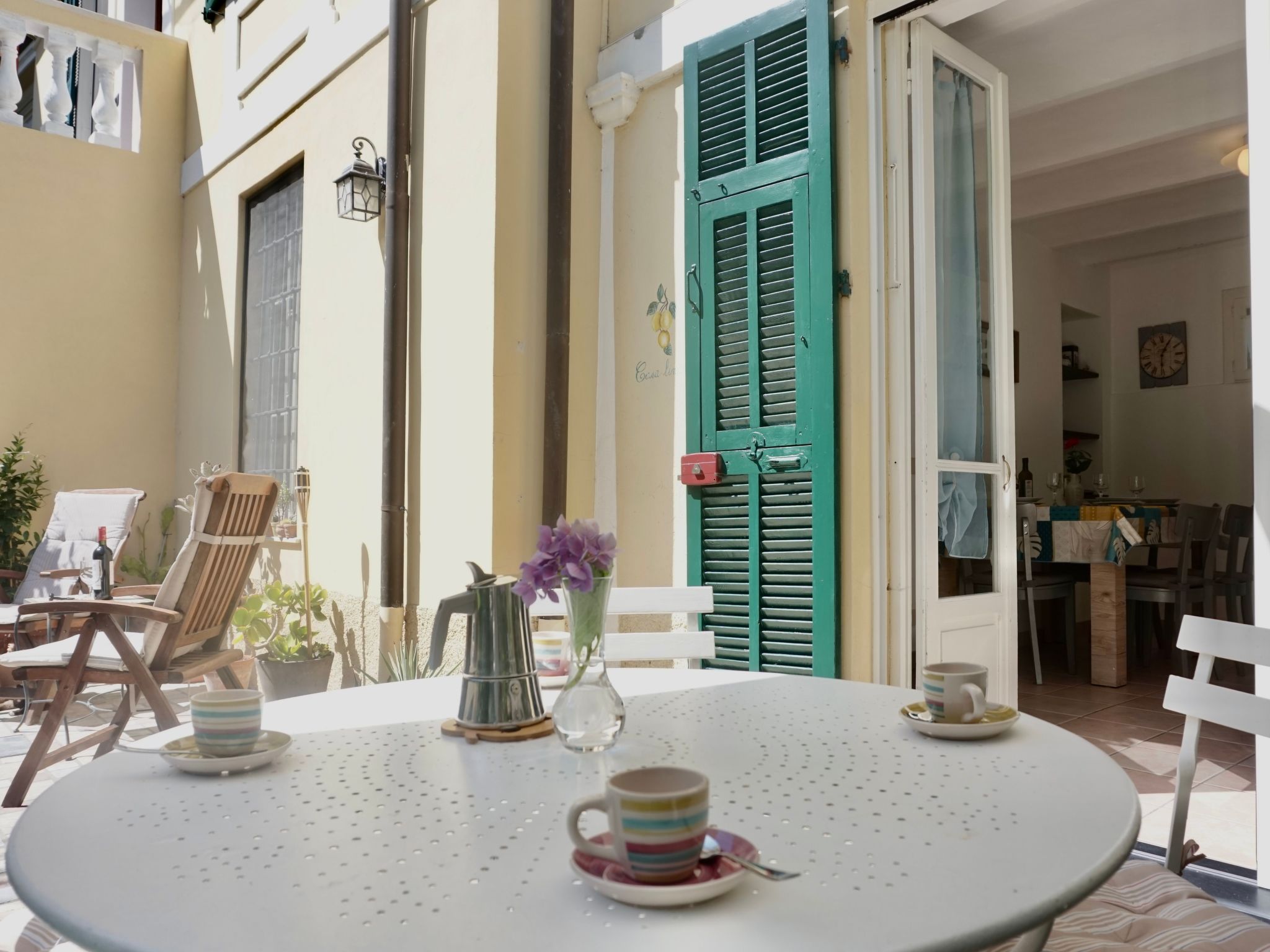 Villa in der Stadt-Privatparkplatz-Garten-6Gäste