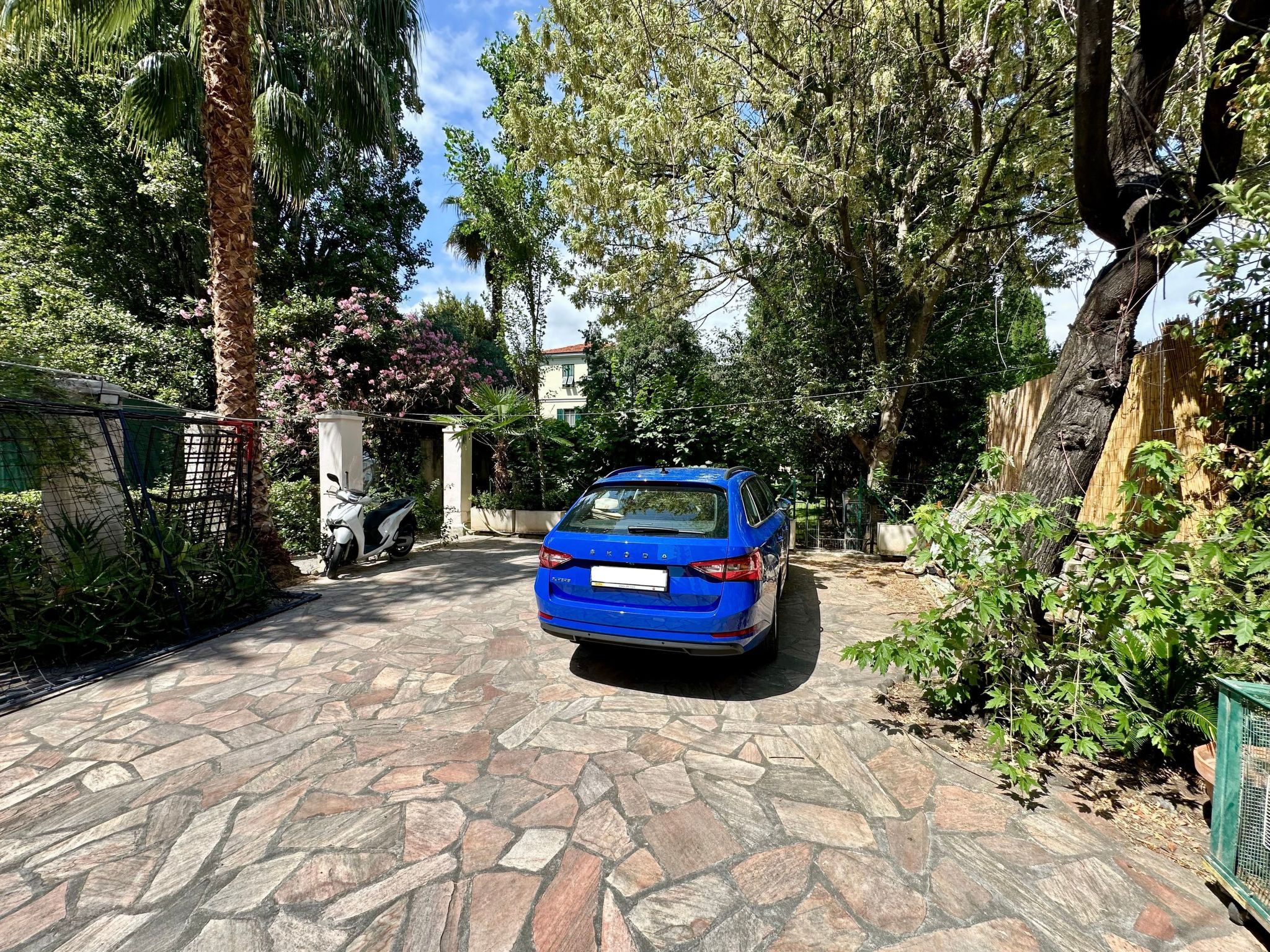 Villa in der Stadt-Privatparkplatz-Garten-6Gäste-Image-tags.info