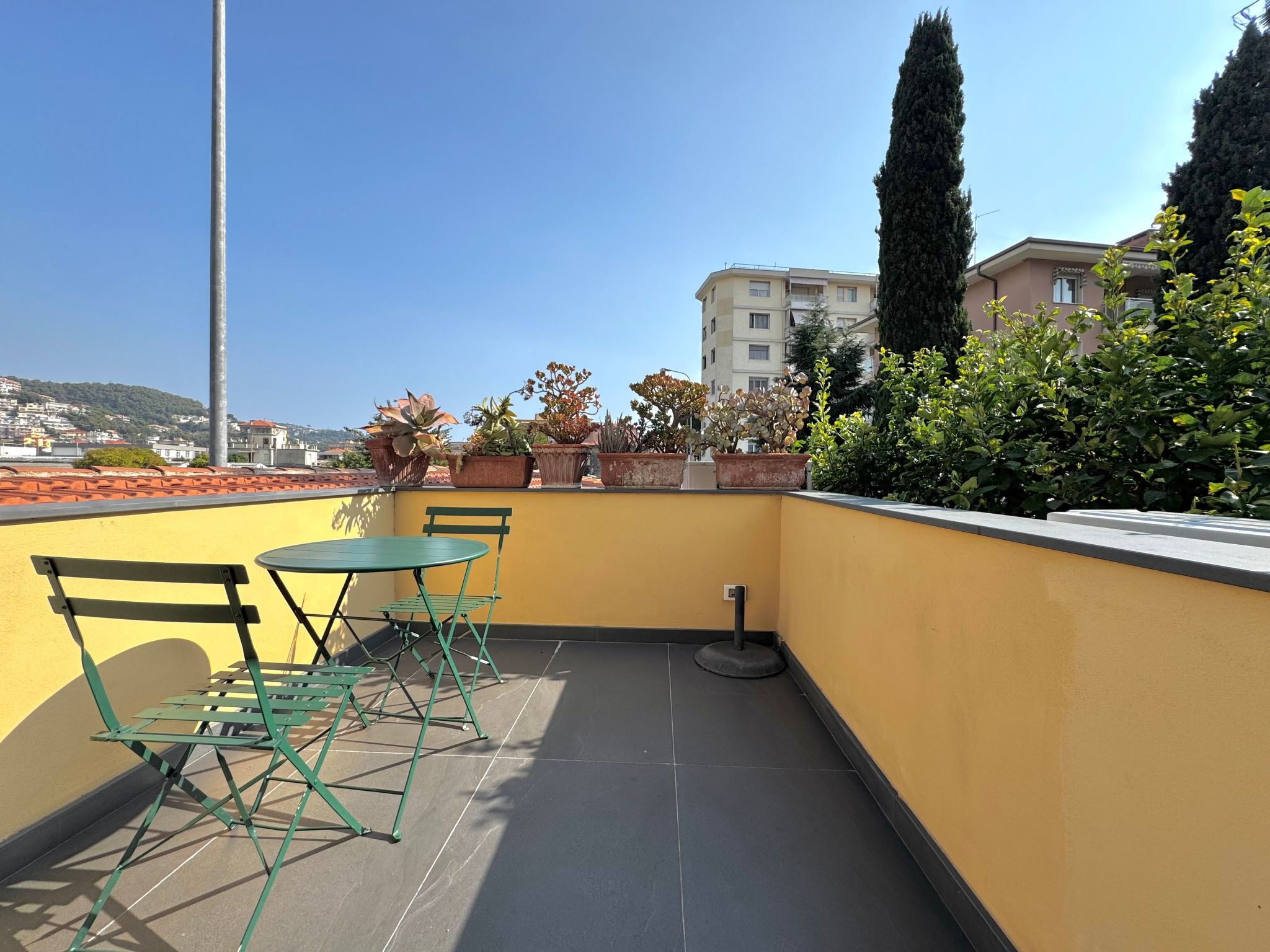 Villa in der Stadt-Privatparkplatz-Garten-6Gäste-Image-tags.info