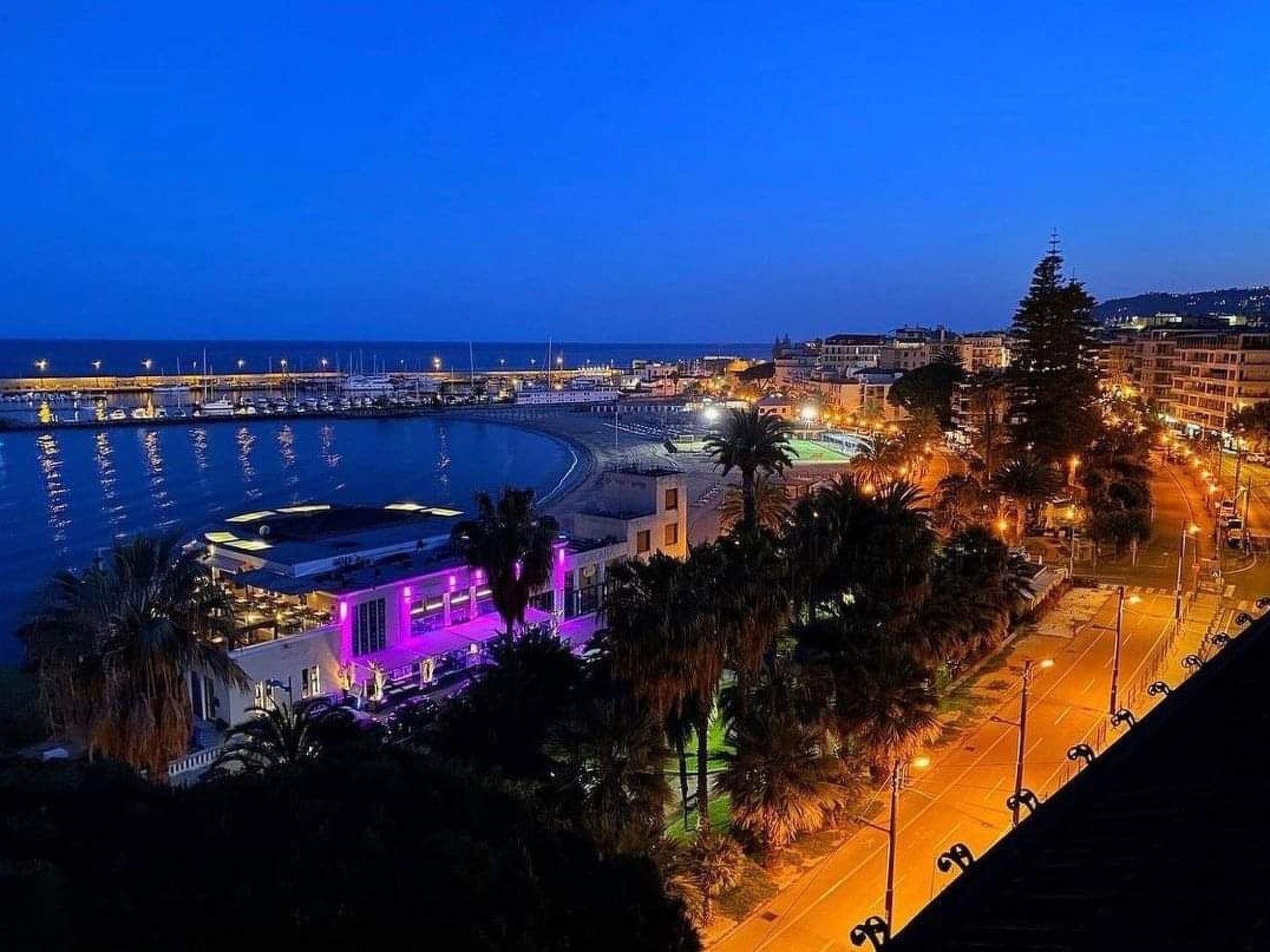 Menotti-Ferienhaus-Buiten