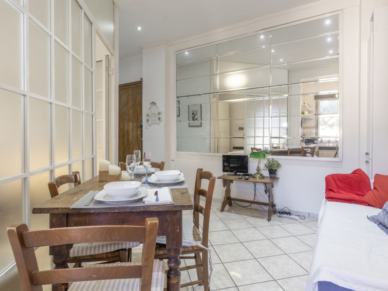 Search and Stay destination Sanremo, Liguria - Italy from AU$ 233. Imperatrice (SRM127)