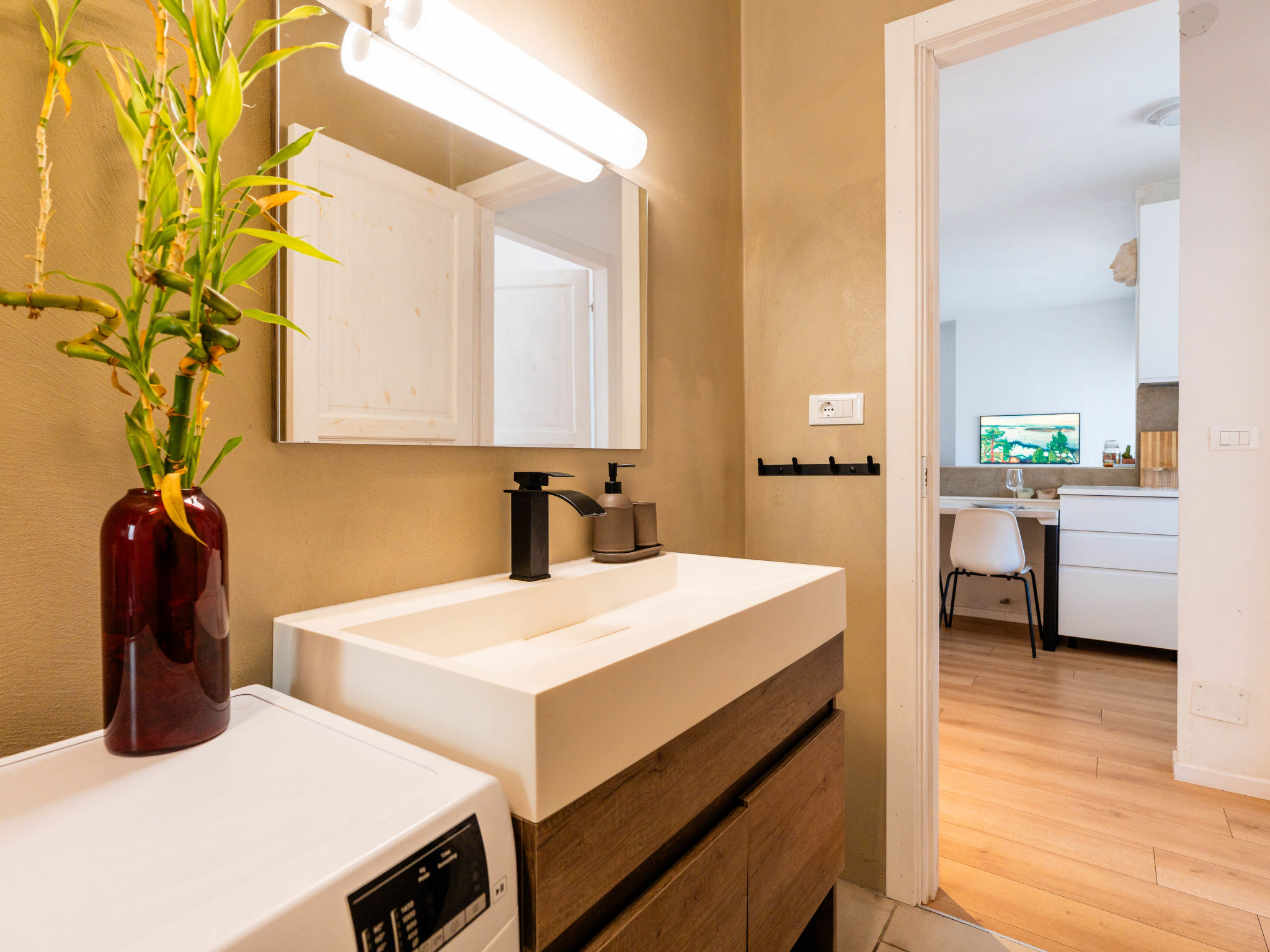 Seaview, Modern Apartment-Binnen