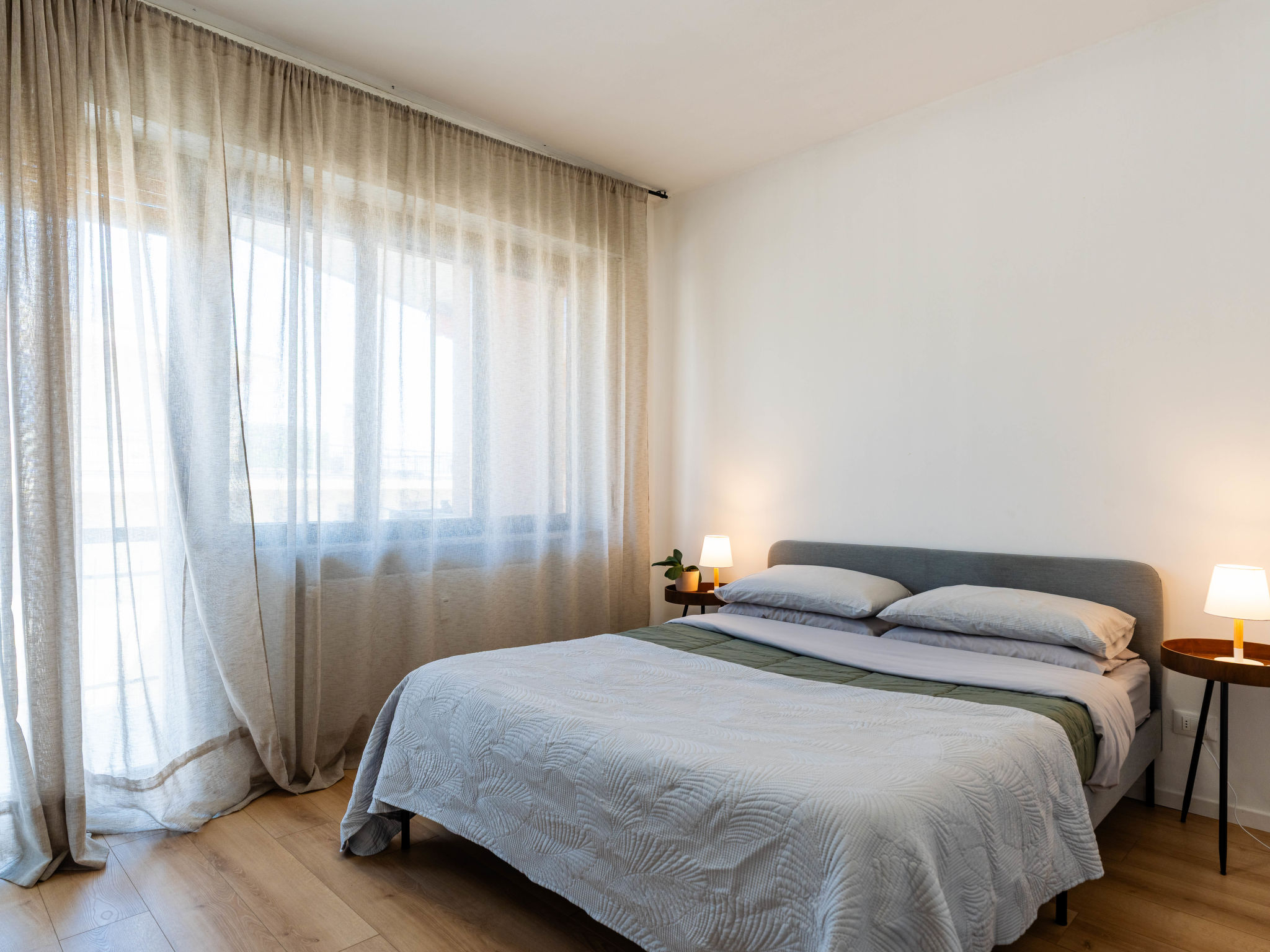 Seaview, Modern Apartment-Binnen