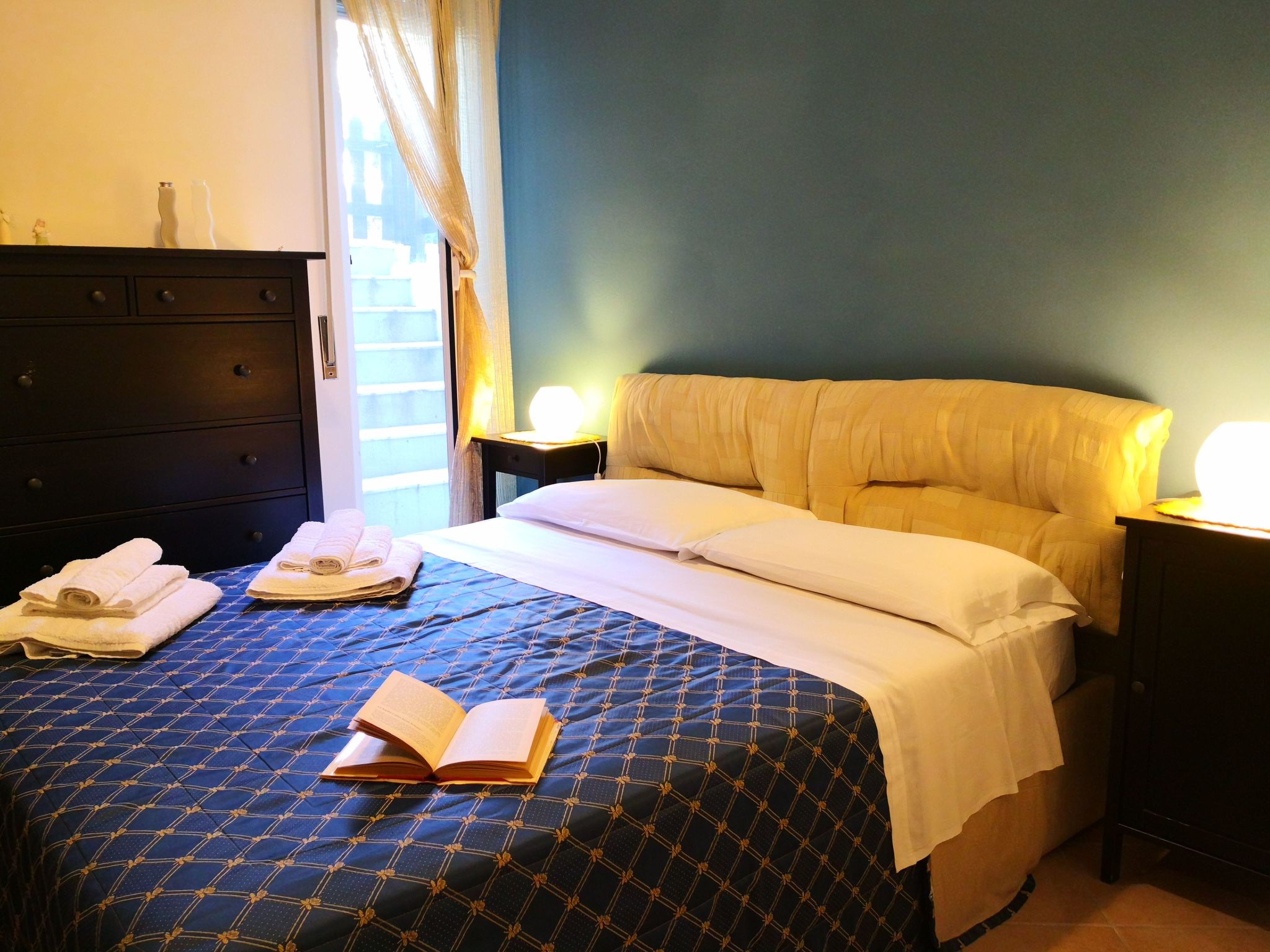 Wohnung mit Garten, wenige Minuten vom Meer entfernt-Image-tags.info