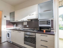 Casa Dany: Sfeervol appartement in Sanremo, 400 meter van het strand - thumbnail 3
