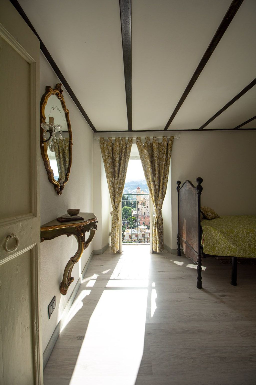 La Perla nel Borgo-Binnen