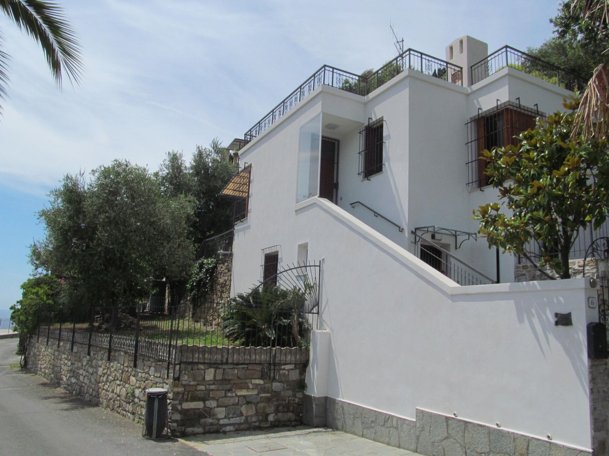 Komfortable Ferienwohnung in Cervo mit Garten-Dedans