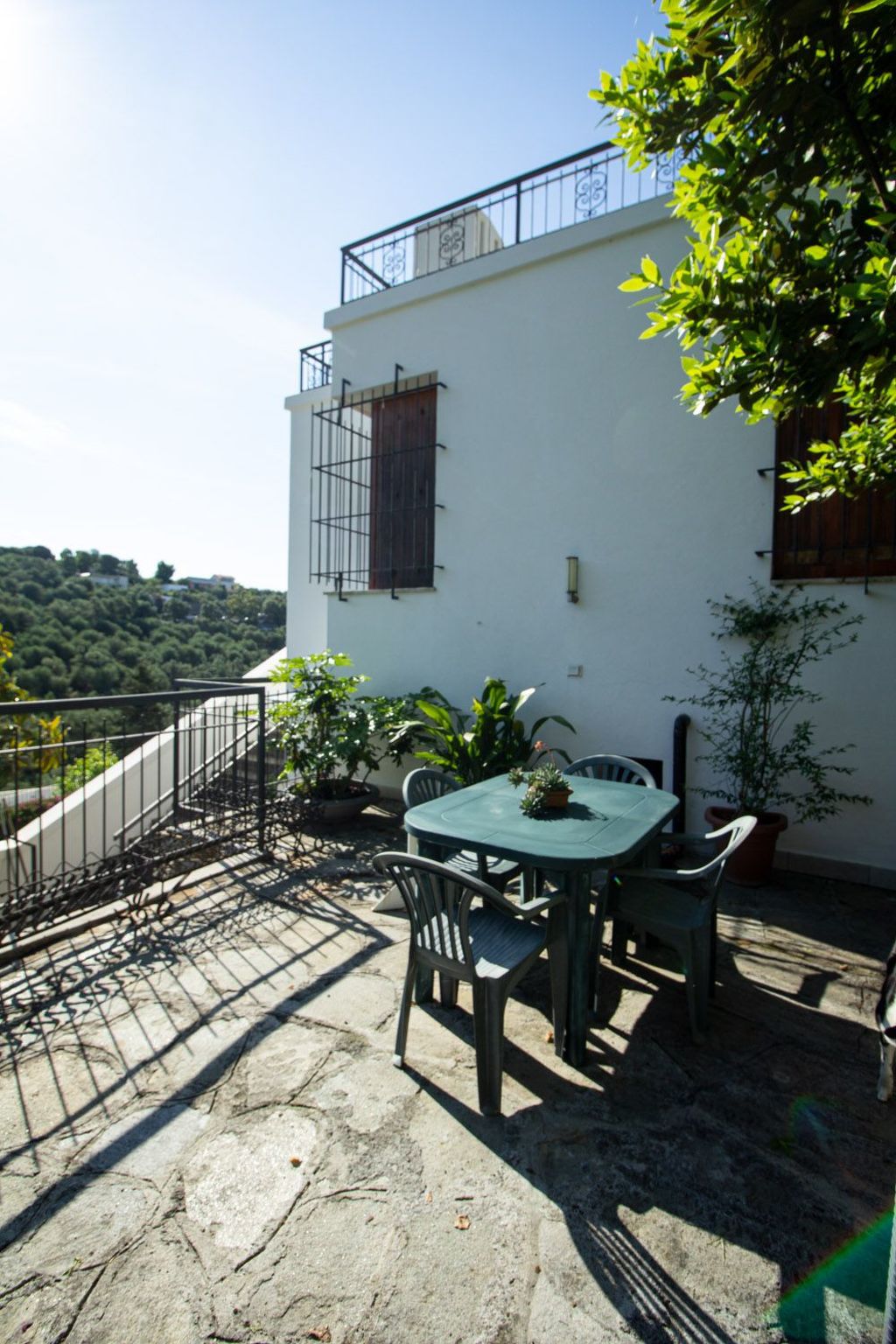 Komfortable Ferienwohnung in Cervo mit Garten-Dedans