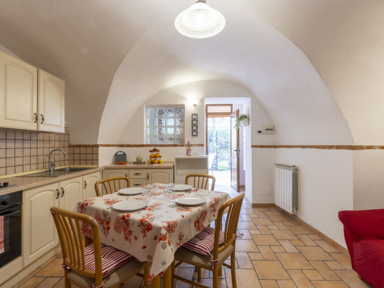 Search and Stay destination Pompeiana, Liguria - Italy from AU$ 213. La Casetta