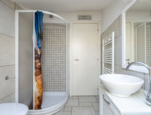 Rustiek appartement in Terzorio, 3 km van zee - thumbnail 3