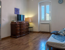 Apartment Alice 2