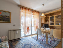 Ferienwohnung Riva Apartment