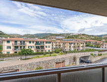 Ferienwohnung Riva Apartment
