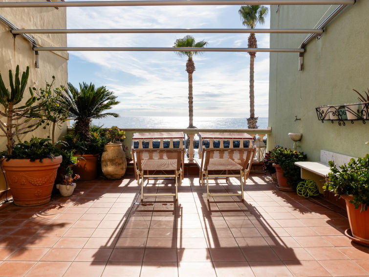6-persoons vakantiehuis met zeezicht in Riva Ligure in Riva Ligure