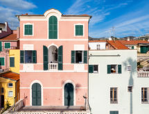 La Loggia sul mare