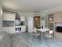 Vrijstaand vakantiehuis met zeezicht in Santo Stefano al Mare - thumbnail 2