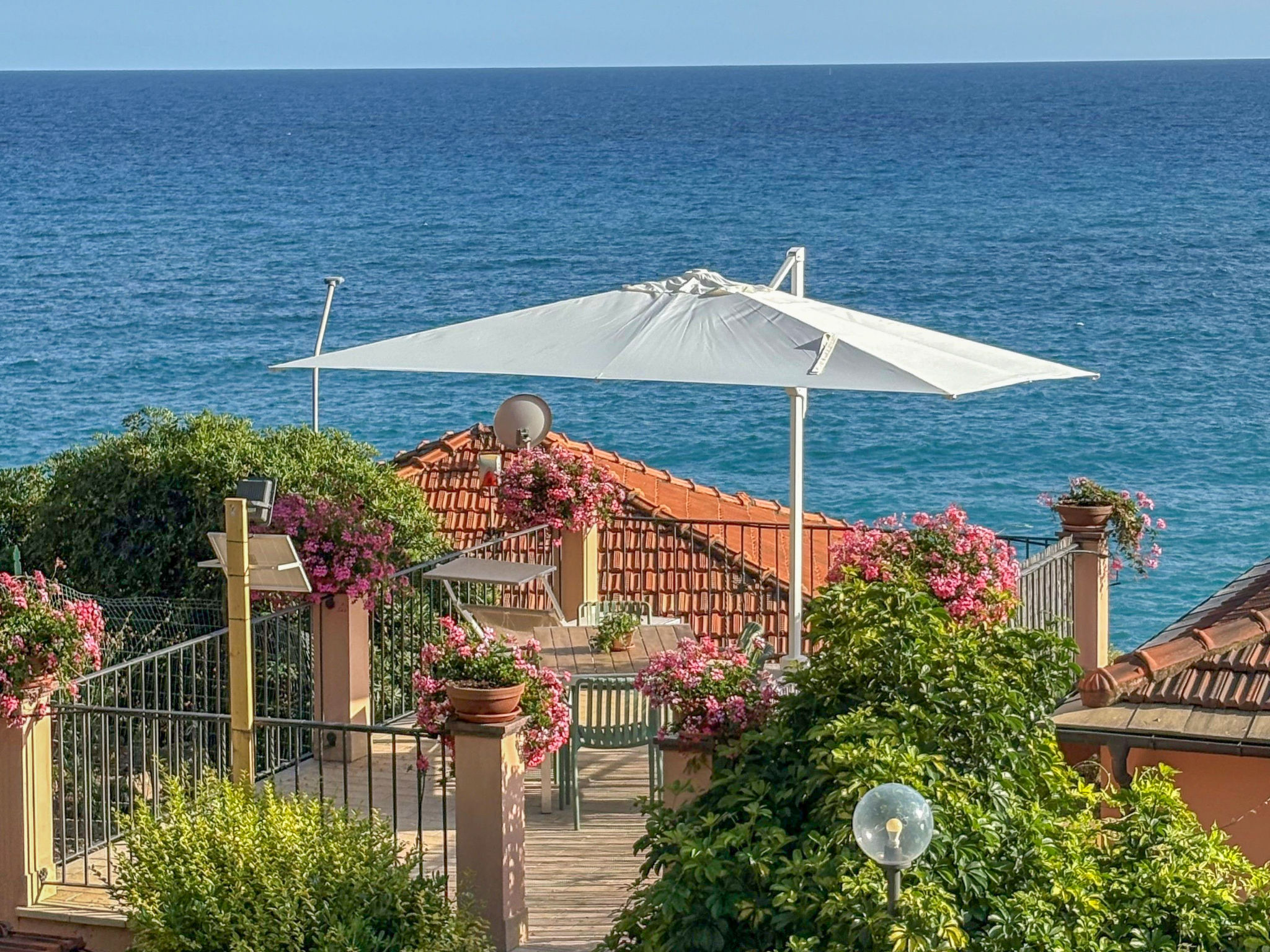 Terrazzo sul Mare - Buiten